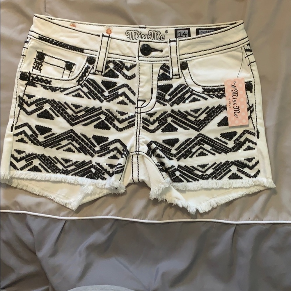 NWT Girls Miss Me shorts Size 14 MSRP $78